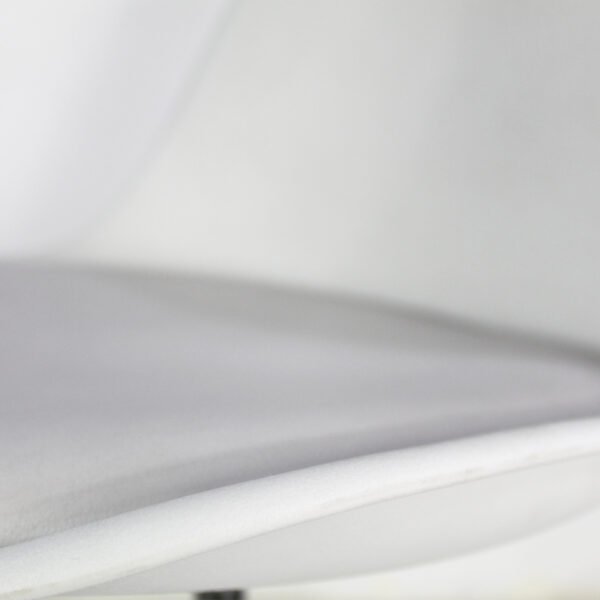 SILLA JM 55 OSLO SEC DETALLE BLANCO Silla Oslo - Con ruedas