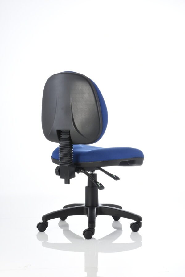 Silla BM 550 SB - OM Mobiliario - 6 Silla secretarial de uso pesado. Sin brazos - BM 550 SB