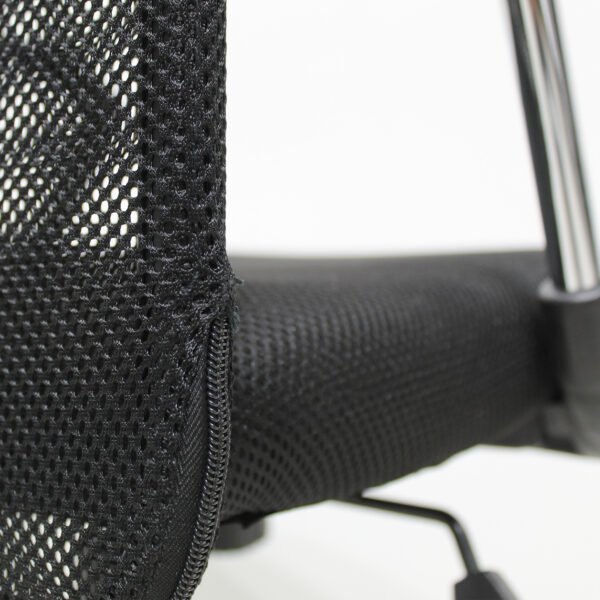 SILLA EJECUTIVA JM 2006A_DETALLE1_NEGRO Silla ejecutiva/ directiva - JM 2006